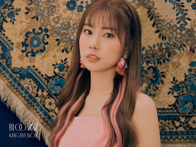 Những nàng tiên IZ*ONE tung 2 bộ ảnh "nhá hàng" comeback sau thời gian dài vắng bóng ảnh 24