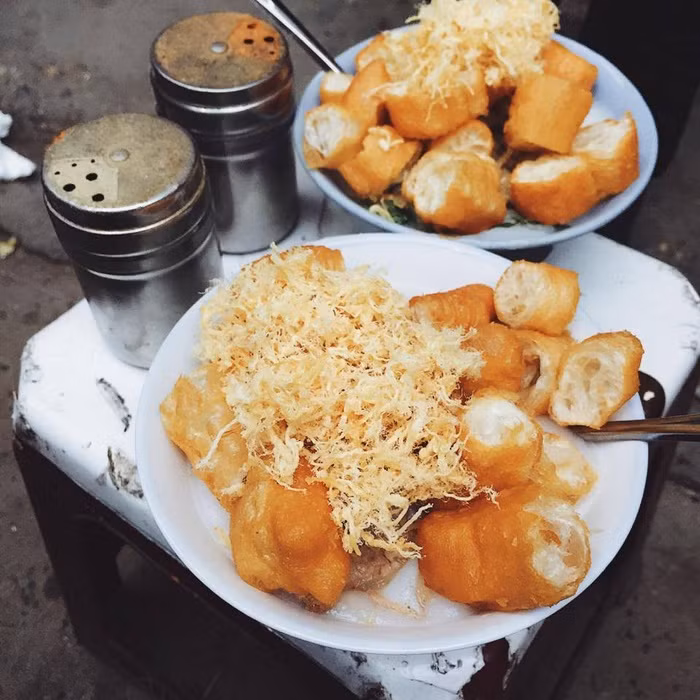 Cháo sườn sụn đầu Ngõ Huyện, Quận Hoàn Kiếm