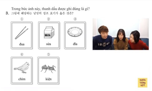 Một câu hỏi không chỉ đòi hỏi sử dụng thành thạo các loại dấu và thanh, mà còn buộc người làm bài phải phát âm chuẩn mới đưa ra được đáp án chính xác.