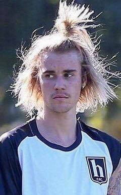 Ngoại hình "tàn tạ" làm các fan "chết ngất"!