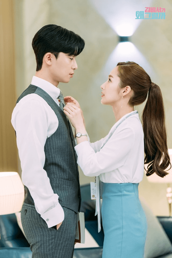 Hàn Quốc - Sự nổi bật của dòng phim tình cảm. So với các nước châu Á khác, Hàn Quốc nổi trội hơn hẳn về đề tài khi kết hợp các yếu tố viễn tưởng và kỹ xảo. Hàn Quốc - Sự nổi bật của dòng phim tình cảm. So với các nước châu Á khác, Hàn Quốc nổi trội hơn hẳn về đề tài khi kết hợp các yếu tố viễn tưởng và kỹ xảo.