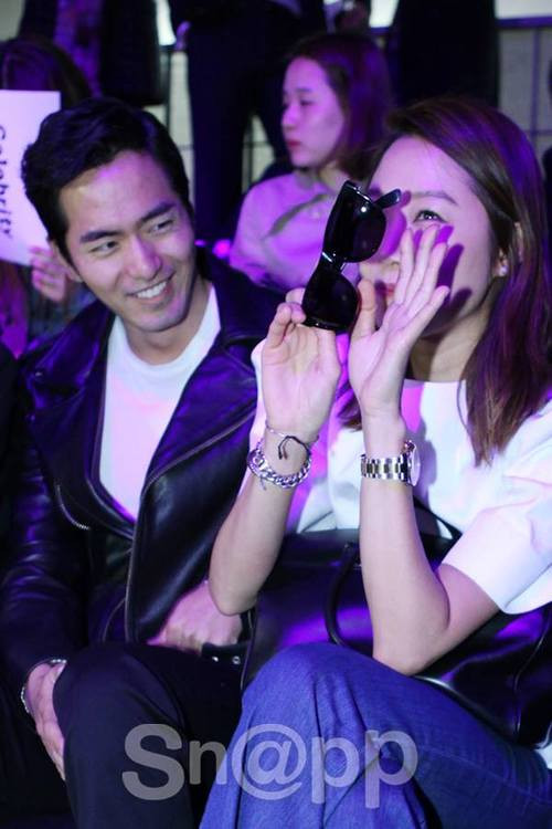 Những cặp đôi hẹn hò chớp nhoáng khiến fan chưa kịp mừng đã thấy chia tay ảnh 4 Những cặp đôi hẹn hò chớp nhoáng khiến fan chưa kịp mừng đã thấy chia tay ảnh 4