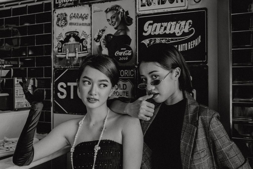 Được biết đôi bạn sẽ cùng nhau xuất hiện trong bộ phim Việt Hồn Papa Da Con Gái của đạo diễn Ken Ochiai và nhà sản xuất Charlie Nguyễn, ra rạp vào cuối năm nay