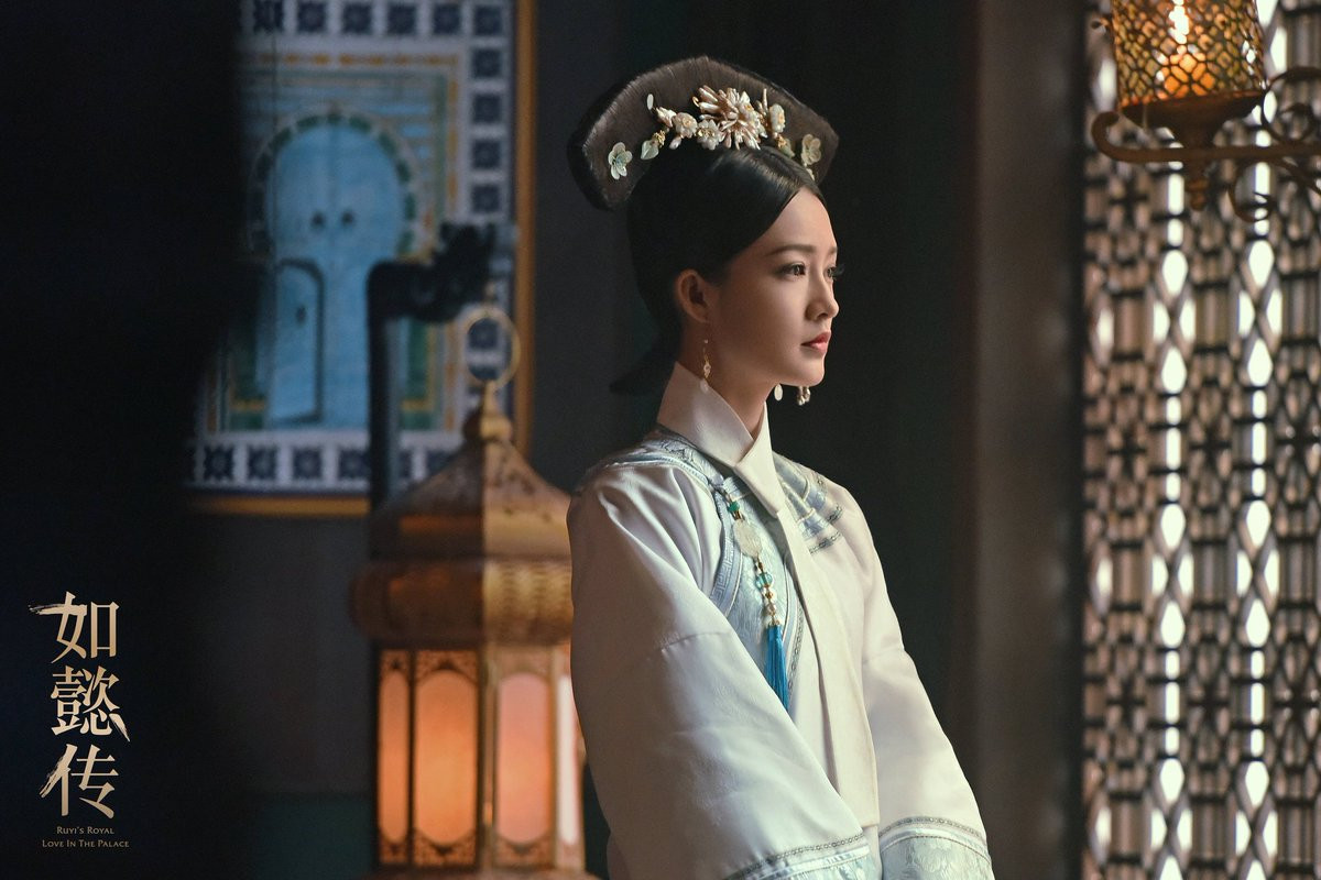 Vì nhan sắc nghiêng nước nghiêng thành, Hàn Hương Kiến không cần tranh sủng cũng được Càn Long chiều chuộng.