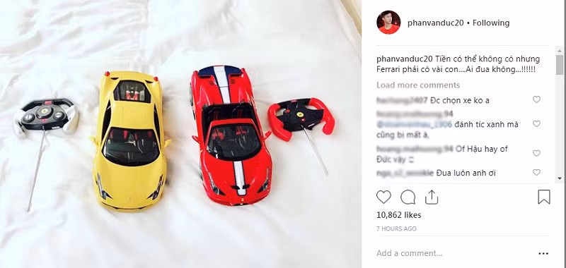 Văn Đức hào hứng khoe "siêu xe" trên trang Instagram cá nhân.