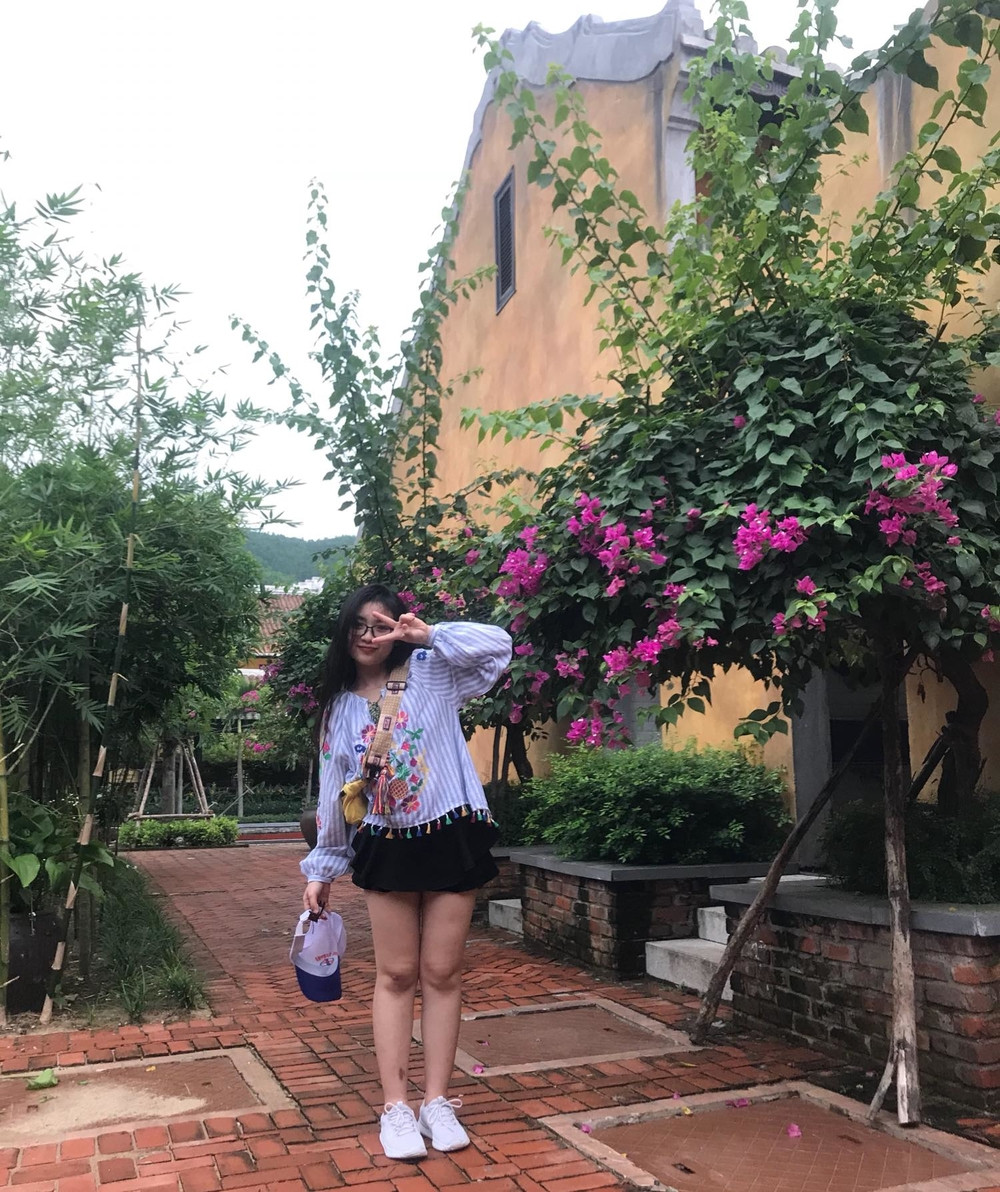 Cô nàng rất thích đi du lịch, trải nghiệm ở nhiều nơi.