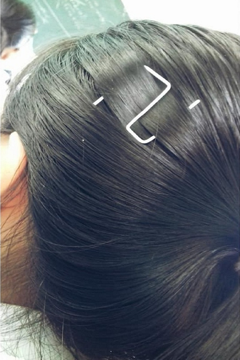 Hoặc chỉ cần uốn cong đơn giản như vậy cũng trở thành một phụ kiện độc đáo rồi đúng không?