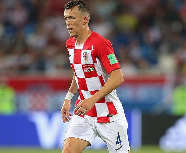 Tiền vệ: Perisic.