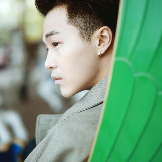 Góc mặt đốn tim người xem của “hoàng tử Triều Tiên”.