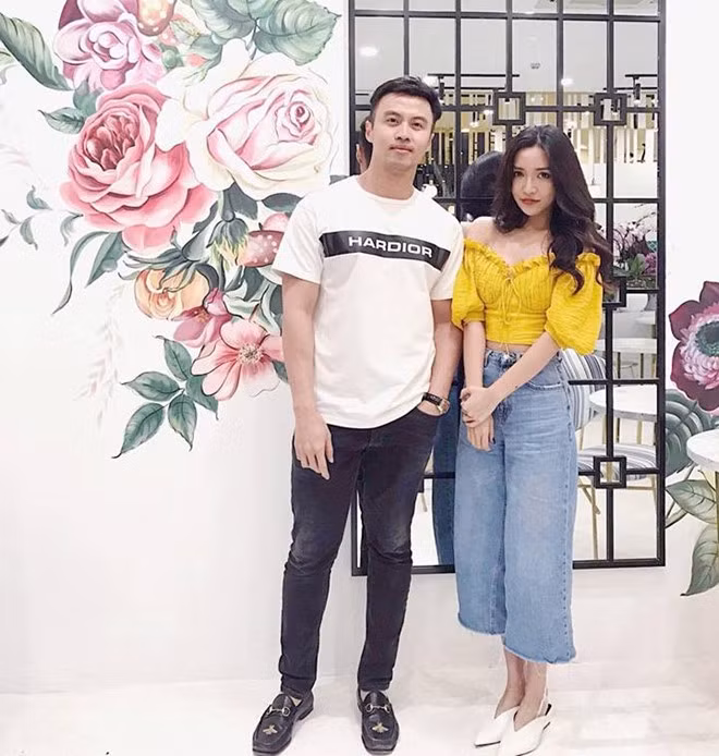 Thời gian gần đây, Bích Phương đang dính nghi án hẹn hò với Shark Khoa.