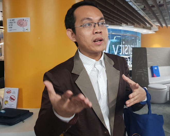 Anh Hoài Chung chia sẻ những trải nghiệm trong thời gian học ở ĐH Harvard. Ảnh: M.N.