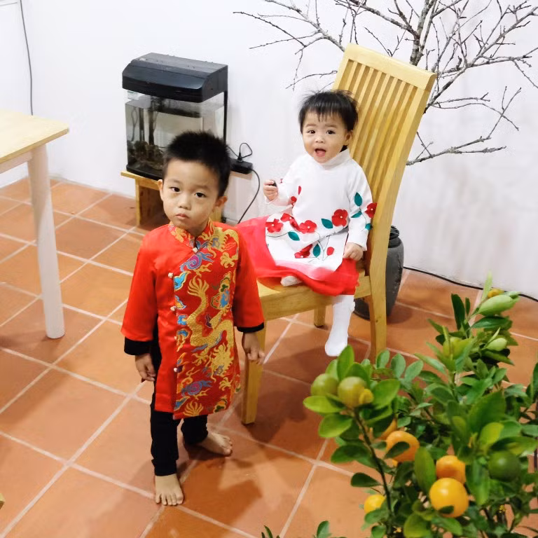 Căp đôi Underground ngày nào hiện tại đang hạnh phúc với 2 nhóc tỳ xinh xắn.