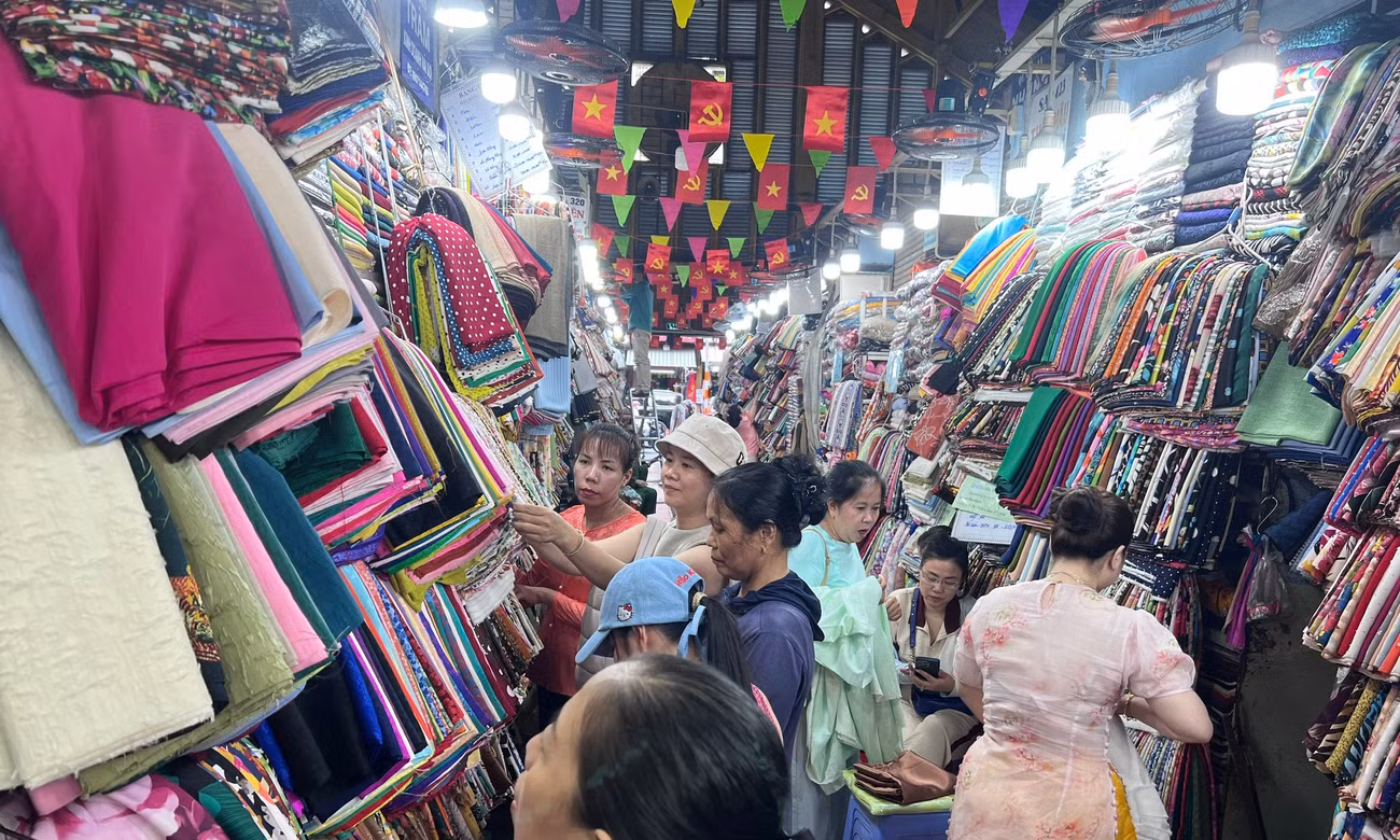 Kéo khách đến chợ truyền thống bằng chiêu ‘quen mà lạ’