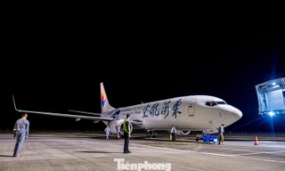 Chuyến bay charter từ Thâm Quyến - Trung Quốc tới Vân Đồn sau nhiều năm gián đoạn 