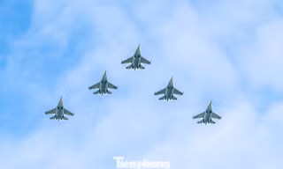 Một ngày huấn luyện của đội hình máy bay chiến đấu tham gia sự kiện A80