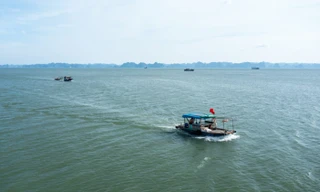 Quảng Ninh nắng như 'đổ lửa' trước giờ bão số 9 đổ bộ