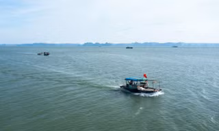 Quảng Ninh nắng như 'đổ lửa' trước giờ bão số 9 đổ bộ