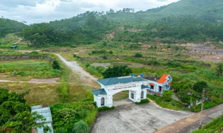 Công viên nghĩa trang ở Quảng Ninh 10 năm mới chỉ xây xong cổng