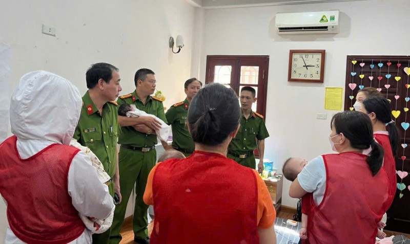 mang-thai-ho-1.jpg