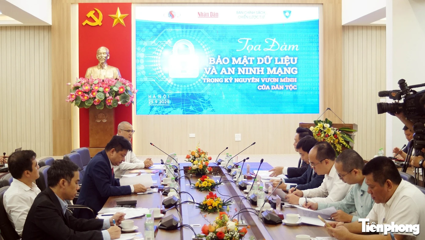 Toàn cảnh buổi tọa đàm.