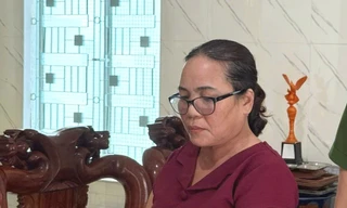 Vừa bị kết án tù, lại tái phạm buôn bán hàng cấm