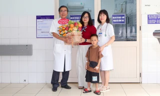 Bé trai tím tái sau khi ăn phô mai, nhập viện phát hiện bệnh nguy hiểm