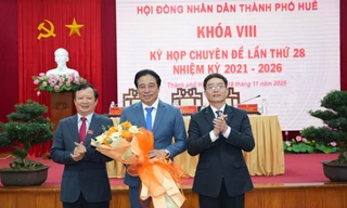 Ông Nguyễn Khắc Toàn giữ chức Chủ tịch UBND thành phố Huế