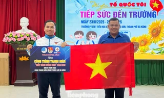 Tuổi trẻ Đà Nẵng tiếp sức học sinh vùng cao đến trường