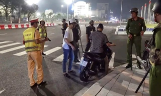 Công an Đà Nẵng dẹp loạn 'quái xế', xử nghiêm hành vi tụ tập, gây rối