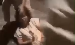 Nữ sinh cấp 2 ở Đà Nẵng bị đánh đập, kéo lê trên vỉa hè 