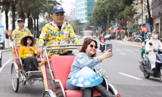 Đội xích lô du lịch Đà Nẵng được đào tạo tiếng Anh 