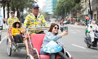 Đội xích lô du lịch Đà Nẵng được đào tạo tiếng Anh 