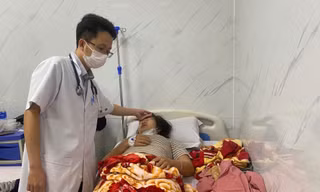 Số ca nhập viện nghi ngộ độc thực phẩm do ăn bánh mì ở Quảng Ngãi tiếp tục tăng