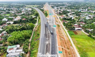 Cận cảnh điểm đấu nối cao tốc Quảng Ngãi - Hoài Nhơn với cao tốc Đà Nẵng - Quảng Ngãi