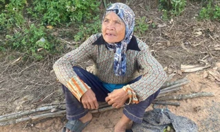 Công an Quảng Ngãi băng rừng tìm cụ bà 95 tuổi đi lạc