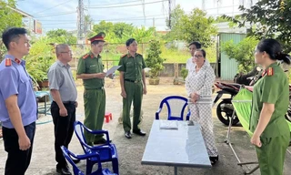 Đi thu hồi tiền vốn vay từ hội viên rồi chiếm đoạt