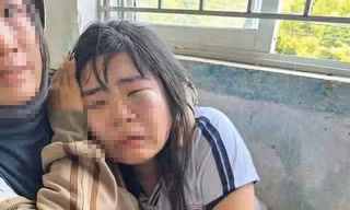 Nhóm nam sinh đánh hội đồng một nữ sinh ở Quảng Ngãi