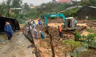 Quảng Trị mưa lớn gây ngập cục bộ, Quảng Ngãi sạt lở khiến gần 1.500 người bị cô lập