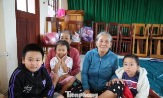 'Có nơi an toàn để trú ẩn qua cơn bão này là mừng lắm rồi!'
