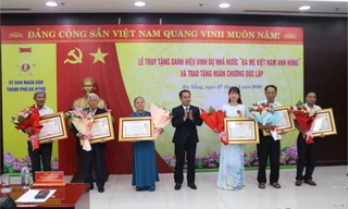 Truy tặng danh hiệu 'Bà mẹ Việt Nam Anh hùng' cho 12 mẹ liệt sĩ ở Đà Nẵng
