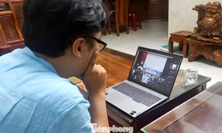 Đà Nẵng: Tiếp xúc cử tri trực tuyến, ngồi nhà vẫn 'gặp' ứng cử viên