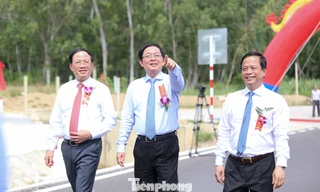 Gia Lai khánh thành 2 tuyến giao thông quan trọng chào mừng Đại hội đại biểu Đảng bộ tỉnh