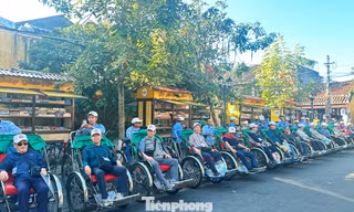 Xích lô Hội An: Nghề cũ, sức ép mới