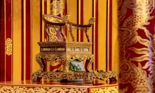 Phần tay ngai vua triều Nguyễn bị bẻ gãy, đập nát thành 14 mảnh được phục chế thế nào?