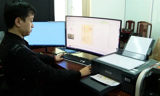 Triệt phá đường dây sản xuất giấy tờ giả quy mô lớn 