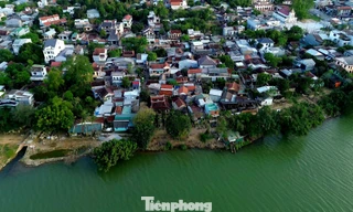 Đường 220 tỷ ven sông Hương khởi công xong rồi… chờ mặt bằng