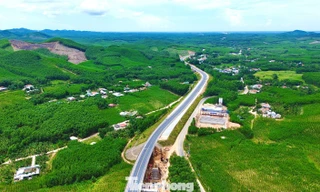 Đề xuất bổ sung hệ thống giao thông thông minh tại cao tốc La Sơn - Hòa Liên