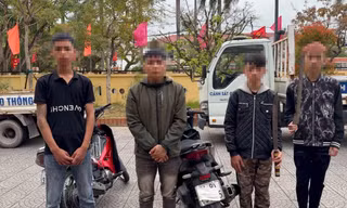 Mang hung khí, chạy xe lạng lách trên phố quay clip ‘câu like’
