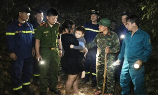 Xuyên đêm tìm kiếm bé trai 4 tuổi lạc giữa núi đồi