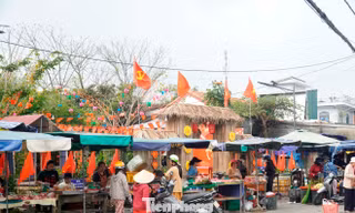 Phiên chợ đặc biệt chỉ họp 3 ngày Tết